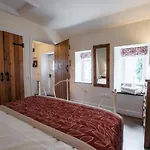 1 Bed In Bedale Oc-g0094 * Crakehall